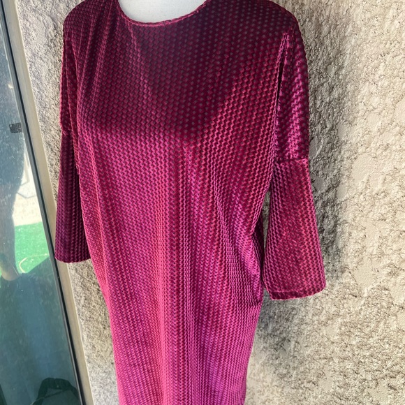 Zara Velvet Burgundy Loose Tunic Dress - Picture 4 of 8